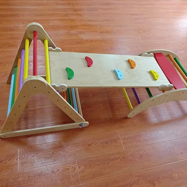 Kids Outdoor Wooden Climbing Frame - إطار تسلق خشبي للأطفال 3 في