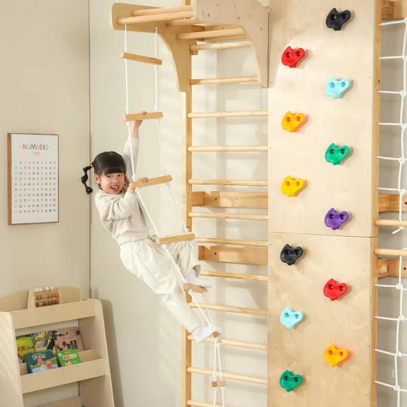 Kids Outdoor Wooden Climbing Frame - إطار تسلق خشبي للأطفال للاستخدام الداخلي