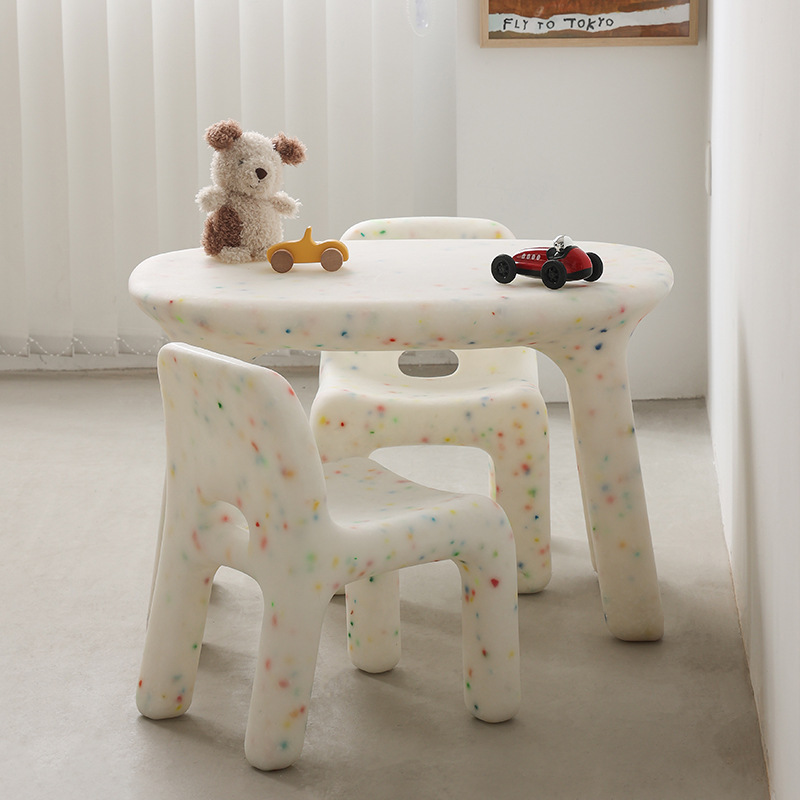 طاولة وكراسي دراسة للأطفال مع  - مراجعة Kids Outdoor Table And Chair Set وسعره