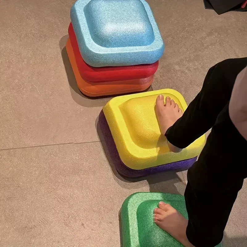1/3 قطع أحجار توازن قوس قزح، ل - مراجعة Stepping Stone Foam وسعره