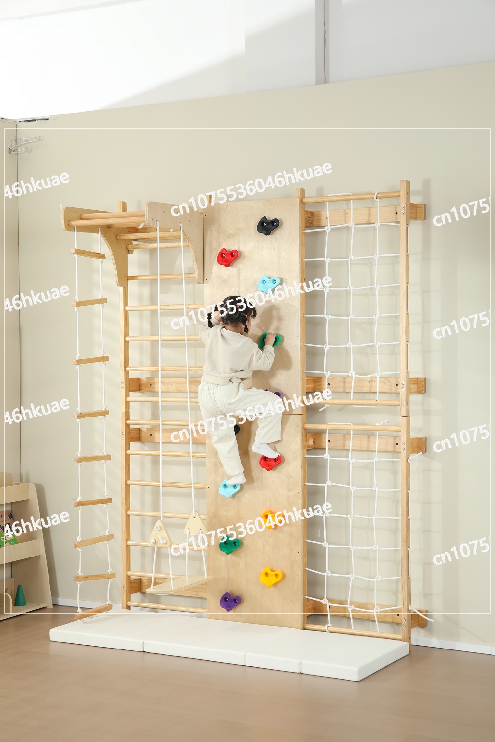 إطار تسلق للأطفال متوفر في الم - مراجعة Kids Outdoor Wooden Climbing Frame وسعره
